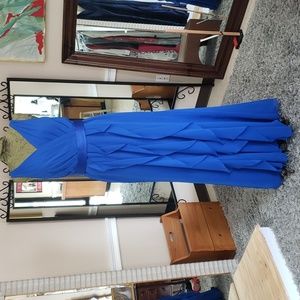 Vera Wang Blue Sleeveless Dress